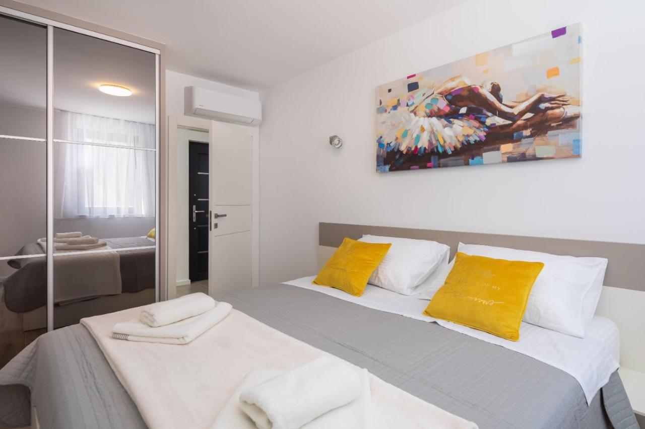 Luxury Apartment Sea Pakostane Luaran gambar